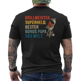 Bester Bonus Papa Superheld Grillmeister Zumatertag T-Shirt mit Rückendruck - Geschenkecke