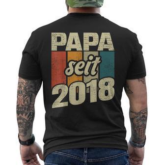 Bester Papa Seit 2018 German T-Shirt mit Rückendruck - Geschenkecke