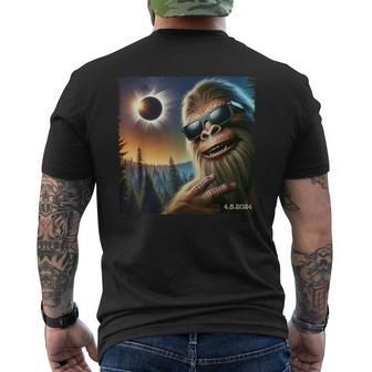 Bigfoot Glasses Taking A Selfie With Solar 2024 Eclipse Men's T-shirt Back Print | Mazezy