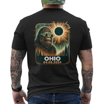 Bigfoot Ohio Total Solar Eclipse 2024 With Eclipse Glasses Men's T-shirt Back Print - Seseable