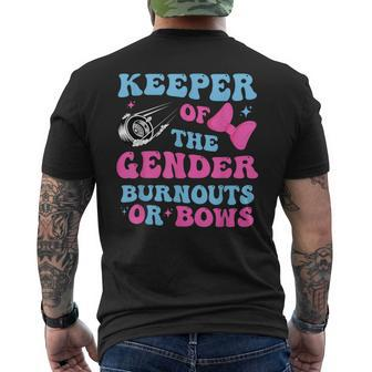 Burnouts Or Bows Keeper Of Gender Baby Reveal Party Men's T-shirt Back Print - Monsterry