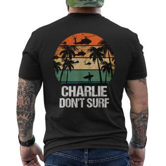 Charlie Dont Surf Helicopter Beach Vietnam Surfer T-Shirt mit Rückendruck - Seseable