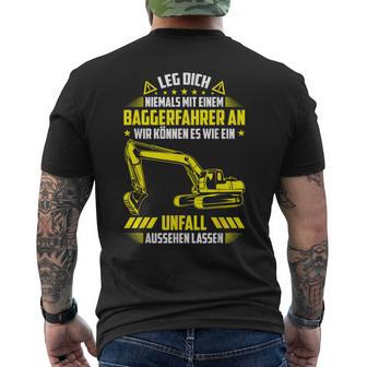 Cool Digger Driver Leg Dich Nie Mit Einem Ein Ein Digger Driver An T-Shirt mit Rückendruck - Seseable