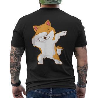 Dabbing Akita Inu T-Shirt mit Rückendruck - Geschenkecke