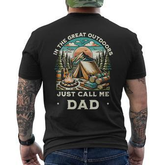 Dad Camping Great Outdoors Father's Day Sayings Men's T-shirt Back Print - Thegiftio UK