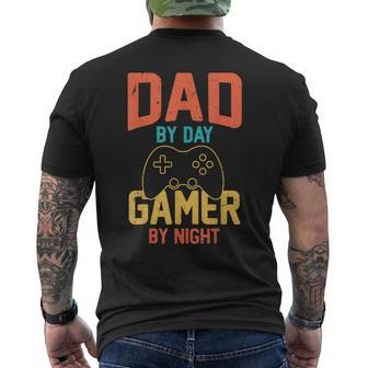 Dad By Day Gamer By Night Video Gamer Dad Fathers Day Men's T-shirt Back Print - Seseable