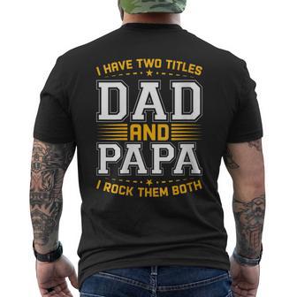 Damen Ich Habe Zwei Titel Papa Und Papa Lustigeratertag Papa Mit-Ausschnitt T-Shirt mit Rückendruck - Geschenkecke