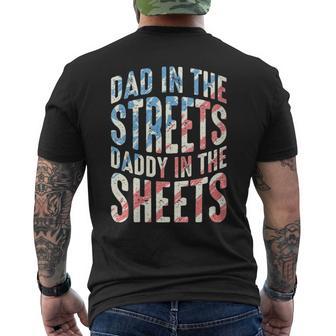 Damen Papa Auf Der Straße Papa In Den Laken Mit-Ausschnitt T-Shirt mit Rückendruck - Geschenkecke