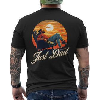 Damen Papa Chillen Und Entspannen Sie Sich Im Sonnenuntergang Mit-Ausschnitt T-Shirt mit Rückendruck - Geschenkecke