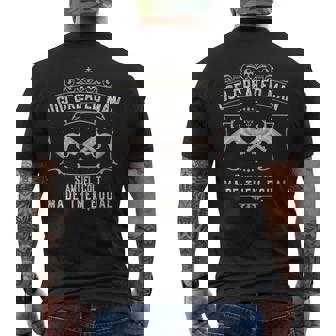 Dieu Créé L'homme Samuel Colt Les A Fait Égal T-shirt imprimé au dos - Cadeauxyz