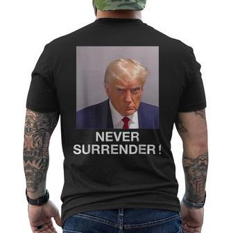 Donald Trump Never Surrender Shot August 24 2023 Men's T-shirt Back Print - Seseable