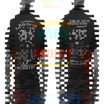 Dos Titulos Papá Y Abuelo Encantan Los Dos Día Del Padre Men's T-shirt Back Print | Mazezy