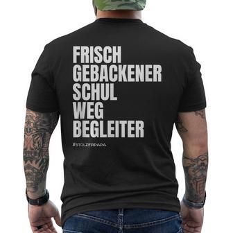 I Dötzchen Papa Begleitung Einschulung T-Shirt mit Rückendruck - Geschenkecke