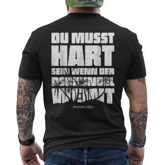 Du Muss Hard If Der Jungle Wein Black T-Shirt mit Rückendruck - Seseable