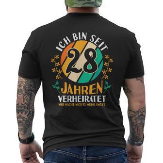 Ehe Nelkenhochzeit 28 Jahreerheiratet Hochzeitstag T-Shirt mit Rückendruck - Geschenkecke