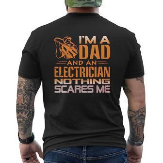 Electrican Im A Dad Nothing Scares Me Mens Back Print T-shirt | Mazezy