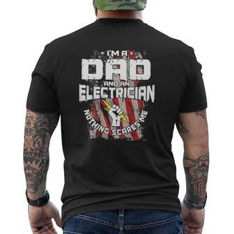 Electrician I'm A Dad And An Electrician Nothing Scares Me American Flag Mens Back Print T-shirt | Mazezy UK