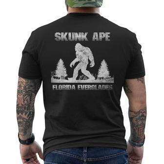 Florida Everglades Skunk Ape Bigfoot Retro Vintage Men's T-shirt Back Print - Monsterry DE