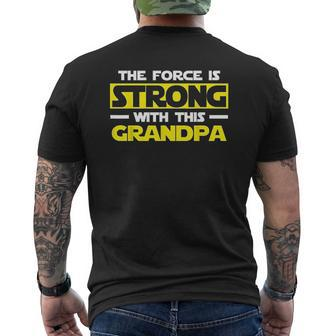 The Force Is Strong With This My Grandpa Mens Back Print T-shirt | Mazezy DE