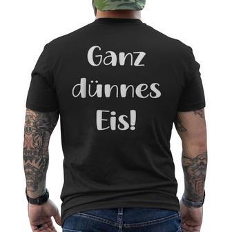 Ganz Dünnes Eis Einbruch T-Shirt mit Rückendruck - Geschenkecke