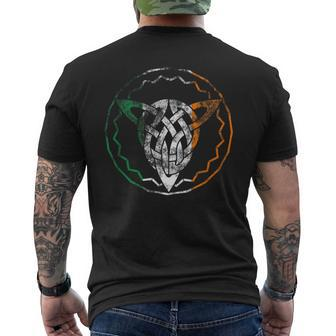 Irland Keltischer Dreiecksknoten Irische Flagge Ireland Black T-Shirt mit Rückendruck - Seseable