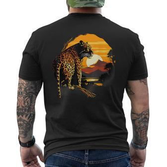 Leopard Savanne Sonnenuntergang Wildlife Safari Motiv Tierdruck T-Shirt mit Rückendruck - Seseable