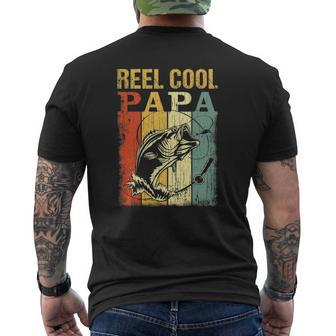 Mens Reel Cool Papavintage Fisherman Father's Day Dad Mens Back Print T-shirt | Mazezy