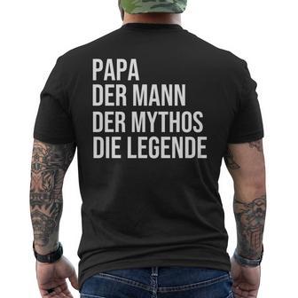 Papa Der Mann Der Mythos Die Legende Long-Sleeved T-Shirt mit Rückendruck - Geschenkecke