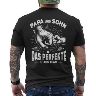Papa Und Sohn Das Perfekte Chaos Team Father's Birthday T-Shirt mit Rückendruck - Seseable