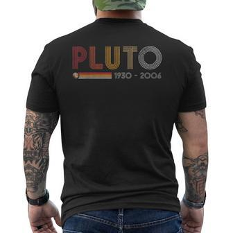 Pluto Vergiss Science And Astronomy Nerd Retro T-Shirt mit Rückendruck - Seseable
