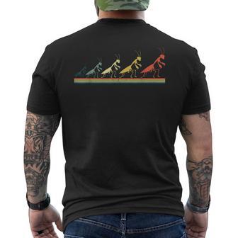 Praying Mantis Insects Bug Love Praying Mantis Retro Men's T-shirt Back Print - Monsterry