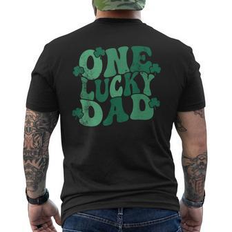 Retro One Lucky Dad St Patrick's Day Dad One Lucky Daddy Men's T-shirt Back Print | Mazezy