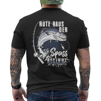 Rute Raus Der Spass Begins Fishing Rod Friends S T-Shirt mit Rückendruck - Seseable