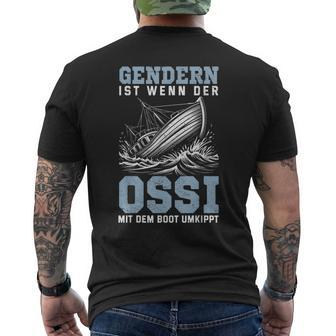 Sachse Gendern Ist Wenn Der Ossi Mit Dem Boot Umkippt Black T-Shirt mit Rückendruck - Seseable