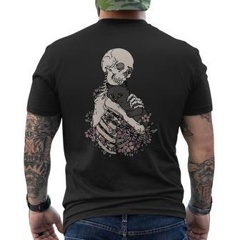 Skeleton Hugging Black Cat Skeleton And Black Cat Lover Mens Back Print T-shirt - Thegiftio UK