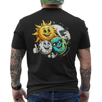 Slefie Earth Moon Sun Total Solar Eclipse 2024 Fun Men's T-shirt Back Print | Mazezy UK