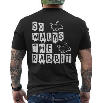 So Walks He Rabbit So Läuft Der Hase Denglisch Fun Saying T-Shirt mit Rückendruck - Seseable