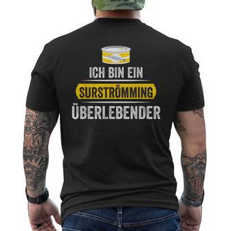 Surströmming Challenge Stinkfish Puke Fish T-Shirt mit Rückendruck - Seseable