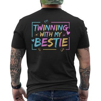 Twin Matching Twins Day Friend Twinning With My Bestie Twin Men's T-shirt Back Print - Thegiftio UK