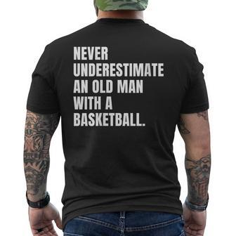 Never Underestimate An Old Man With A Basketball Dad Men's T-shirt Back Print - Thegiftio UK