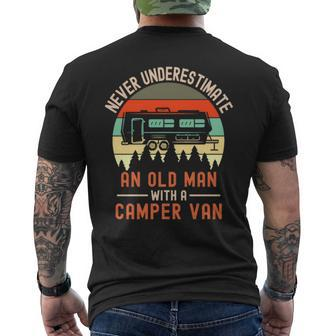Never Underestimate And Old Man With A Campervan Men's T-shirt Back Print - Seseable