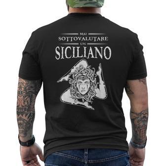 Never Underestimate A Sicilian Trinacria Sicilia Heraldik Men's T-shirt Back Print - Monsterry UK