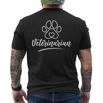 Veterinär Kurzärmliges Herren-T-Kurzärmliges Herren-T-Shirt mit Pfotenabdruck in Schwarz, Herzdesign für Tierärzte - Seseable