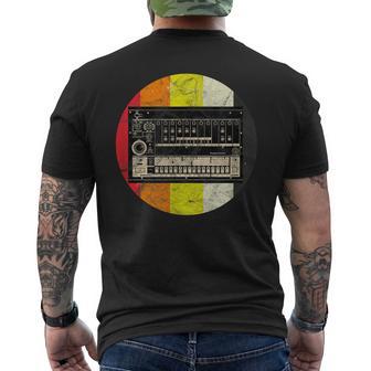 Vintage Analogue Drum Machine Retro Synth Synthesizer Studio T-Shirt mit Rückendruck - Seseable