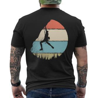 Vintage Style Rock Climbing Retro Bouldering Climber Men's T-shirt Back Print | Mazezy