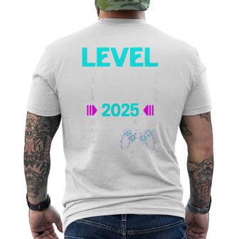 Kinder Ich Werde Großer Bruder 2025 Gaming Controller T-Shirt mit Rückendruck - Geschenkecke