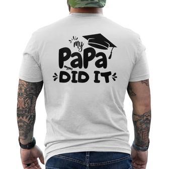 Kinder Mein Papa Hat Es Geschafft Abschlussfeier Stolze T-Shirt mit Rückendruck - Geschenkecke