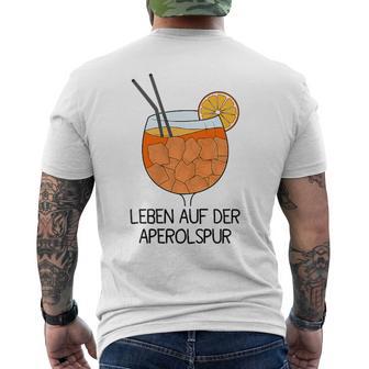 Leben Auf Der Aperolspur Summer Drink T-Shirt mit Rückendruck - Geschenkecke