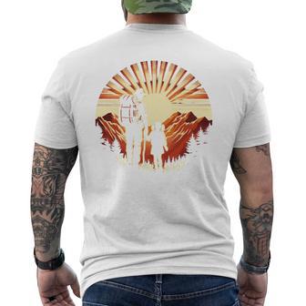 Papa Und Tochter Wandern Camping Abenteuer T-Shirt mit Rückendruck - Geschenkecke