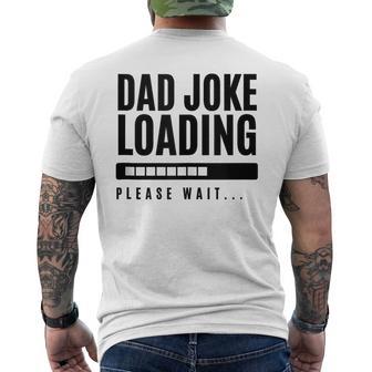 Papa Witz Lädt Bitte Warten T-Shirt mit Rückendruck - Geschenkecke